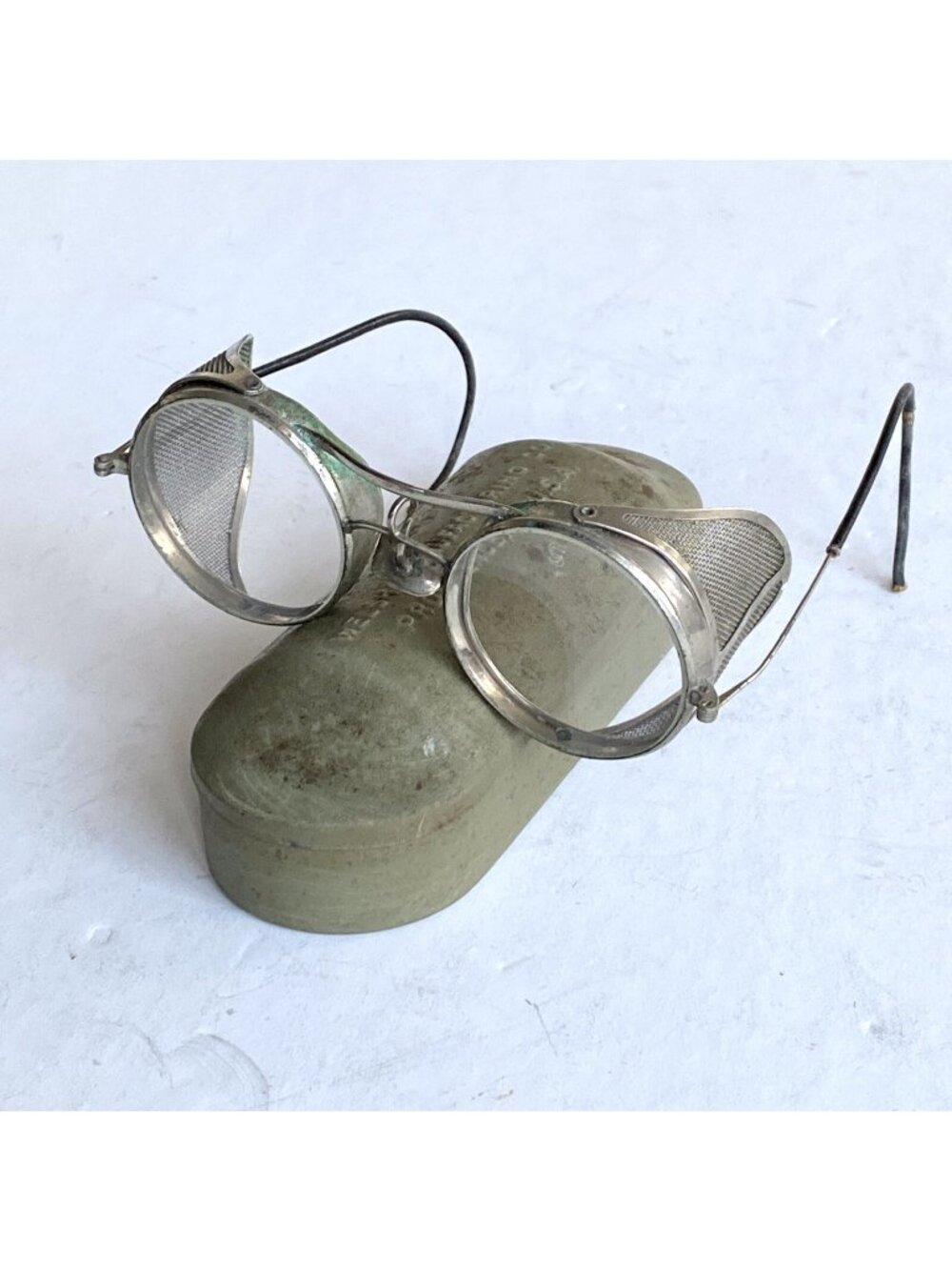 1940s WWII Welsh Manufacturing Co USA Safety Glasses Aviator Motorcycle Vintage